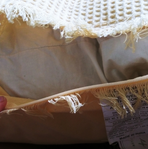 EnVogue waffle pillow yellow fringed accent pillow‎ - Picture 8 of 8